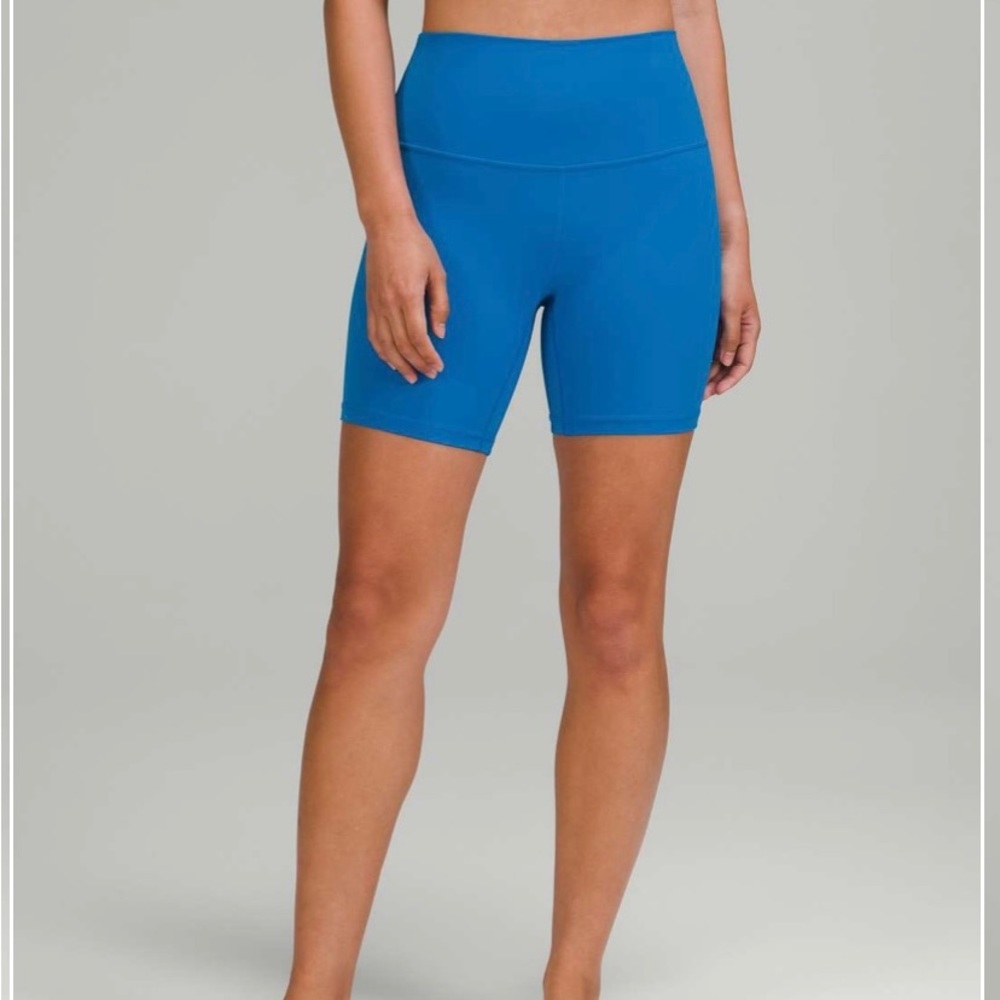 Align 6 in Shorts